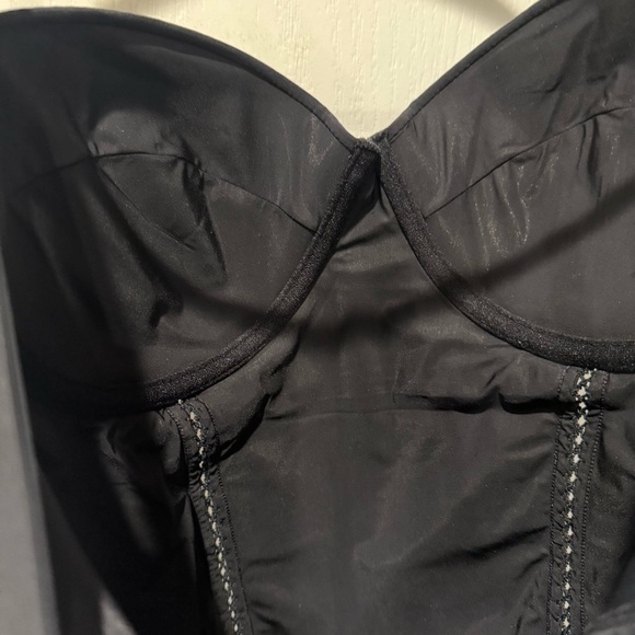 Tory Burch Designer Black Swimsuit Size: Medium - Picture 7 of 13